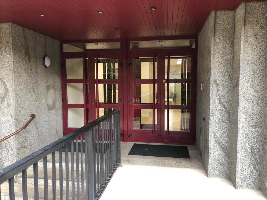 Burgo Residencia Hospital Del Reyホステル エクステリア 写真